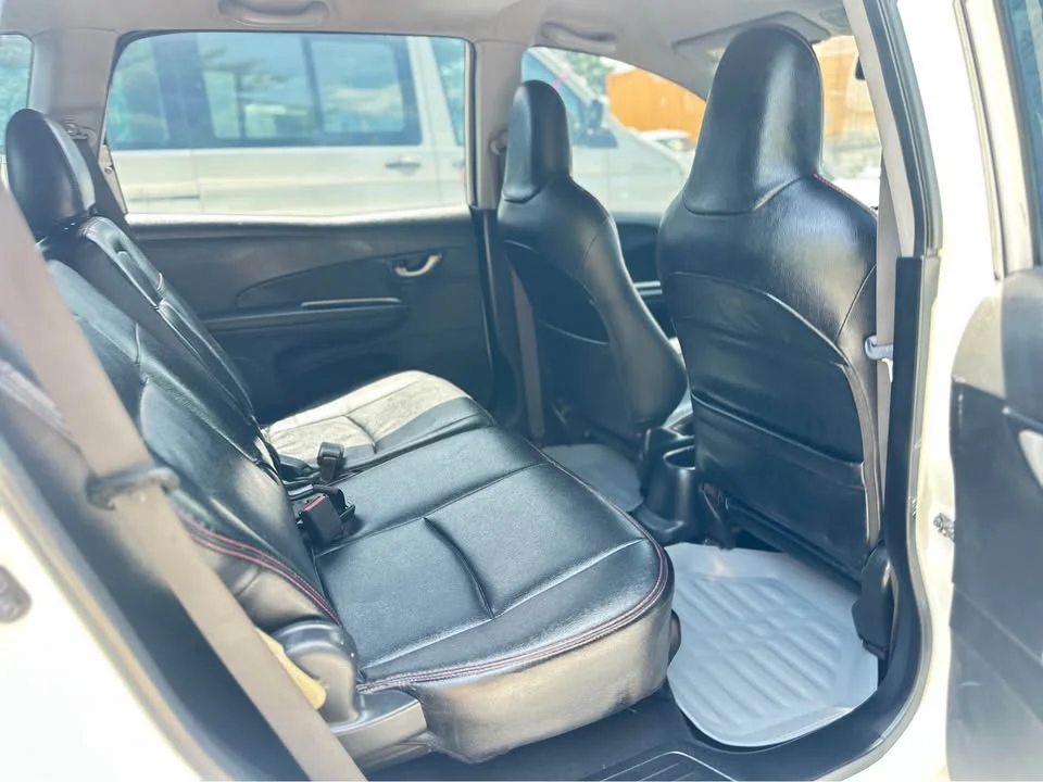 2015 Honda Mobilio II 3
