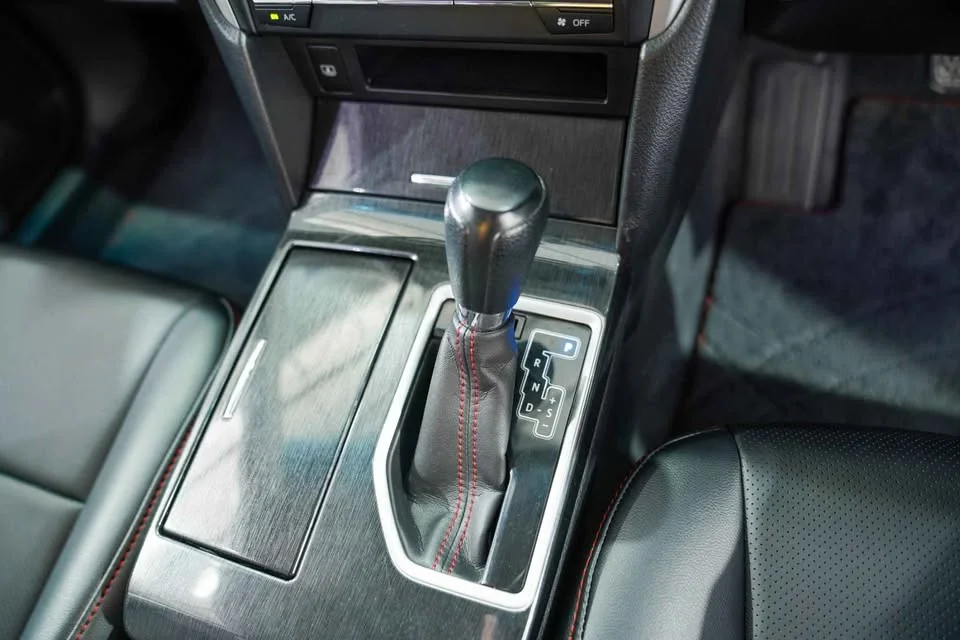2017 Toyota Camry VII (XV50) 2