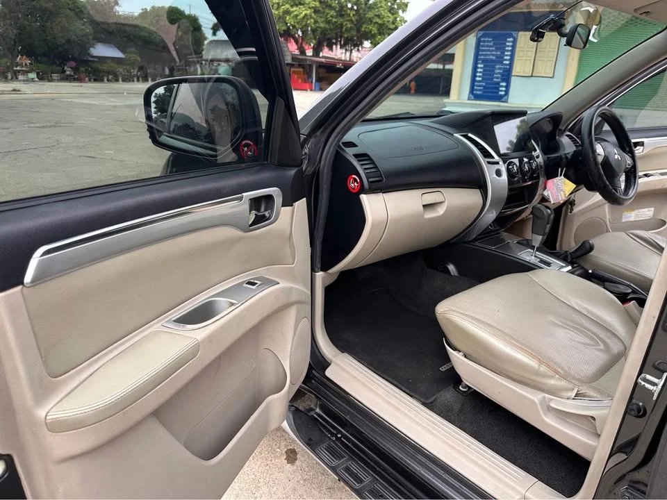 2010 Mitsubishi Pajero Sport II 3