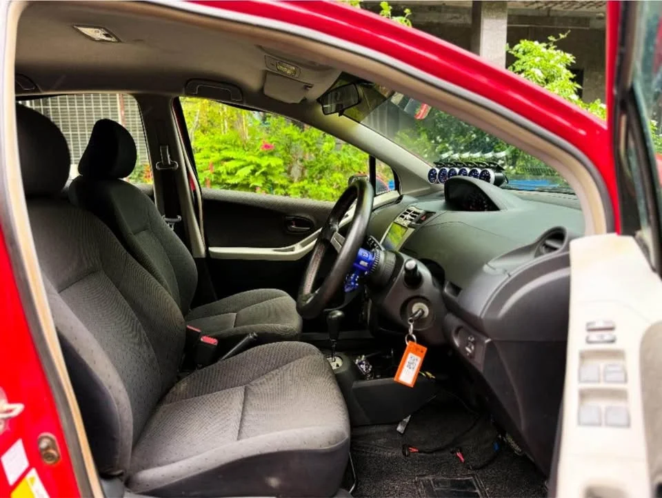 2012 Toyota Yaris II 3