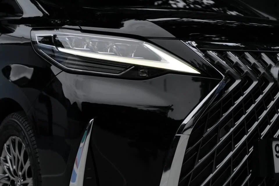 2020 Lexus LM I 3