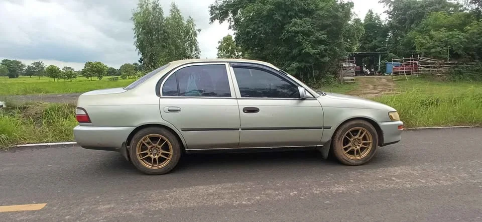 1992 Toyota Corolla Altis VII (E100) 2