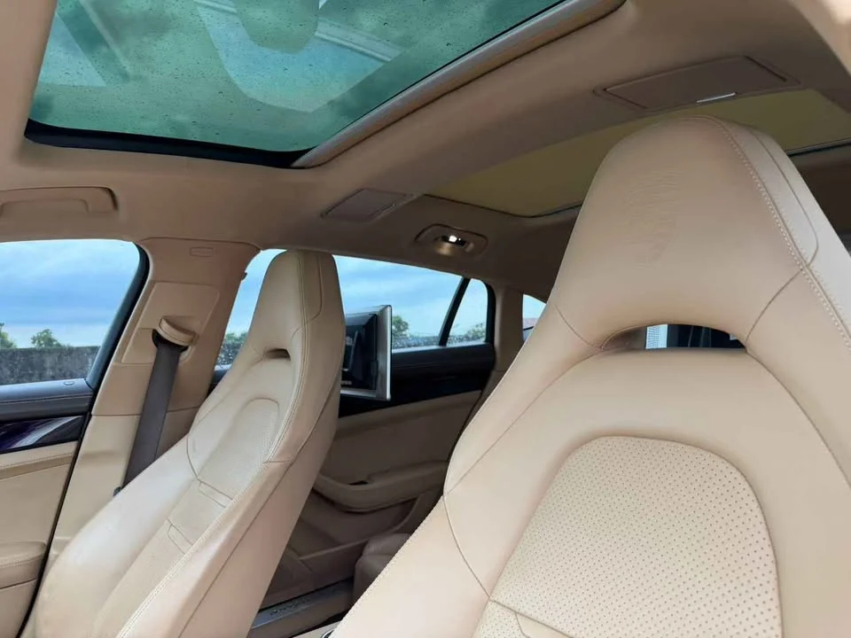 2017 Porsche Panamera II 2