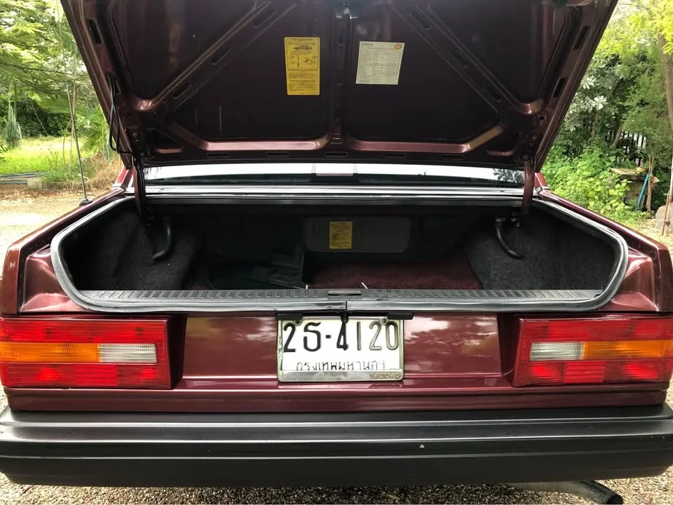 1990 Volvo 900 Series 3