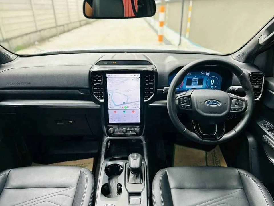 2024 Ford Everest III 3