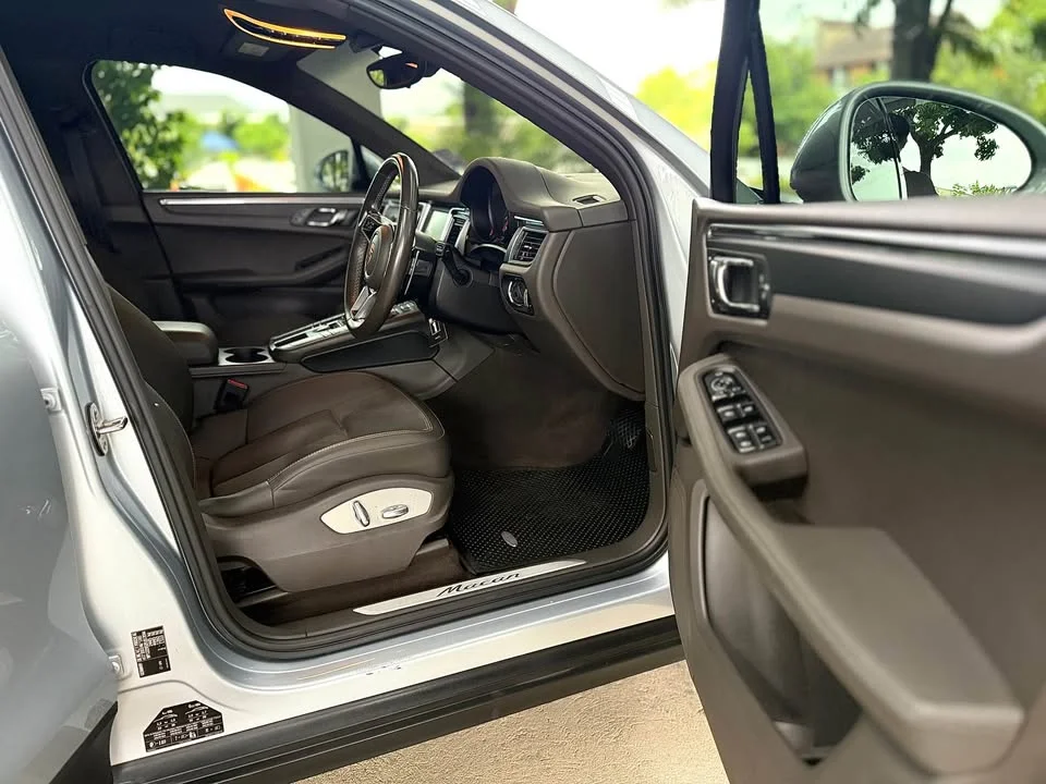 2014 Porsche Macan I 3