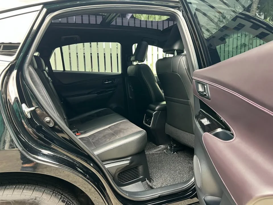 2016 Toyota Harrier III 2