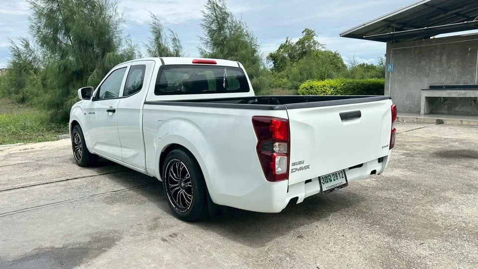 2021 Isuzu D-Max III (RG) 3