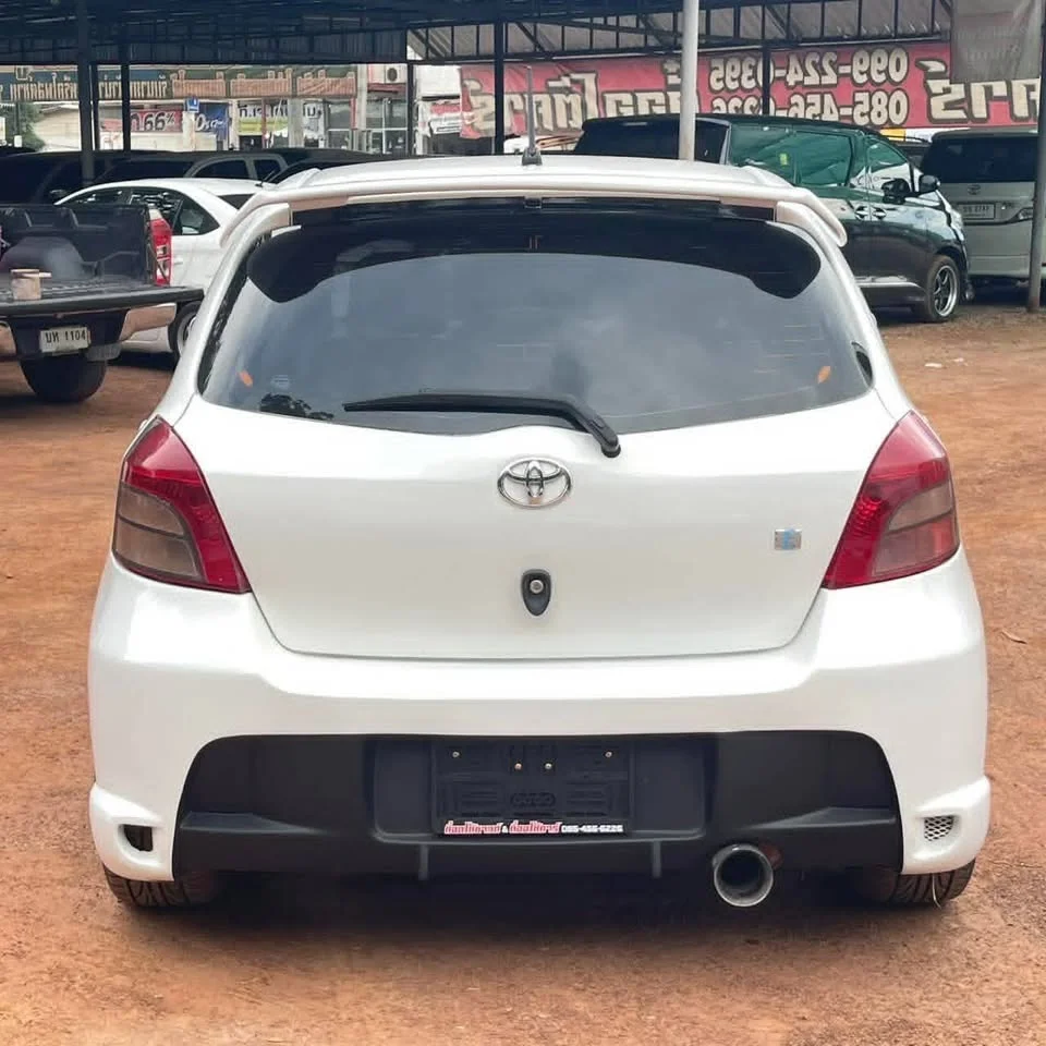 2006 Toyota Yaris II 3