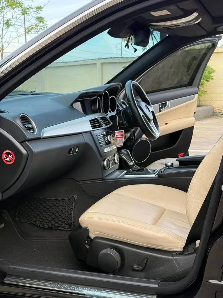 2013 Benz C-Class W204 2