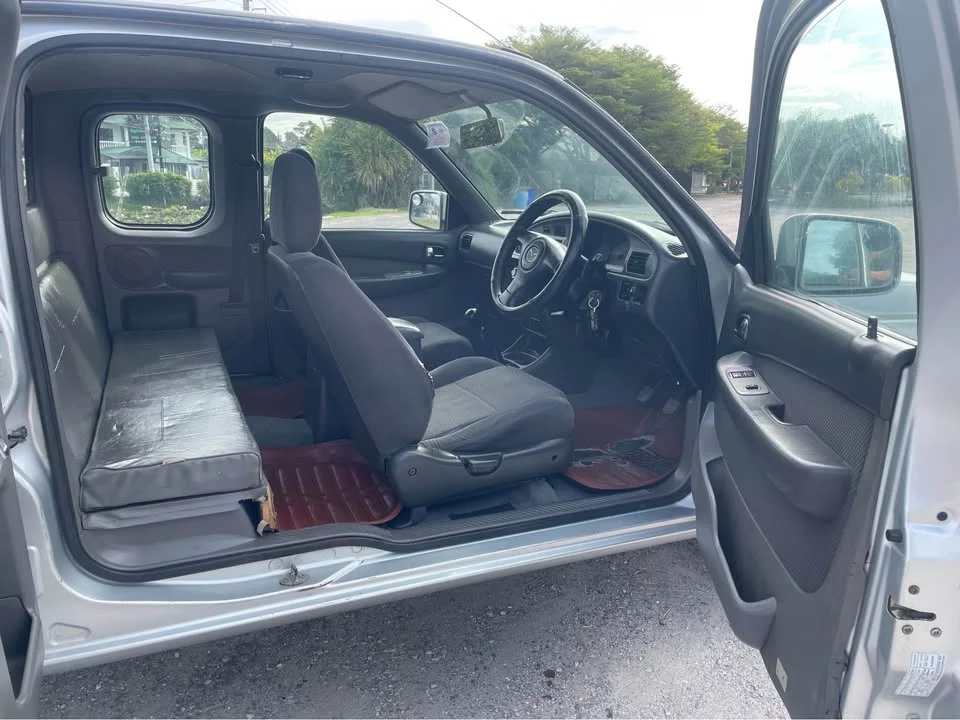 2005 Mazda 2500 Fighter V 3