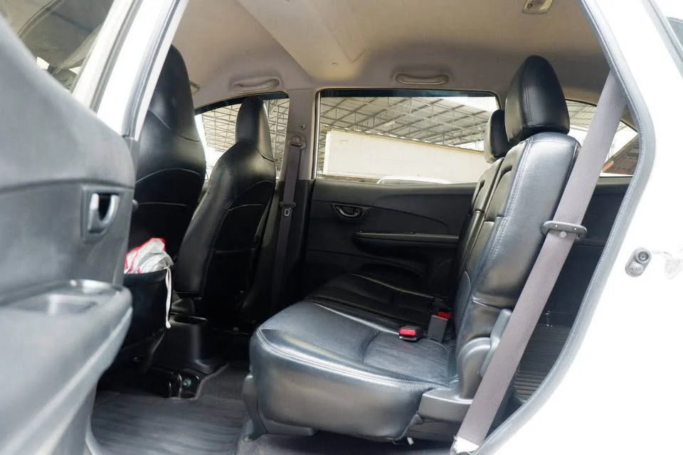 2015 Honda Mobilio II 3