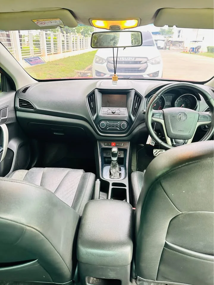 2017 MG 5 I  2