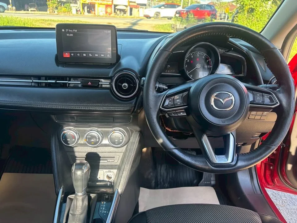2019 Mazda 2 III 3