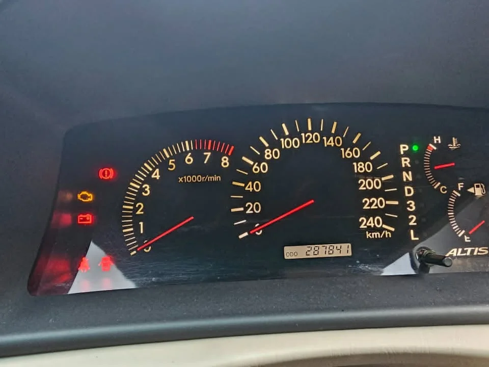 2004 Toyota Corolla Altis IX (E120) 2
