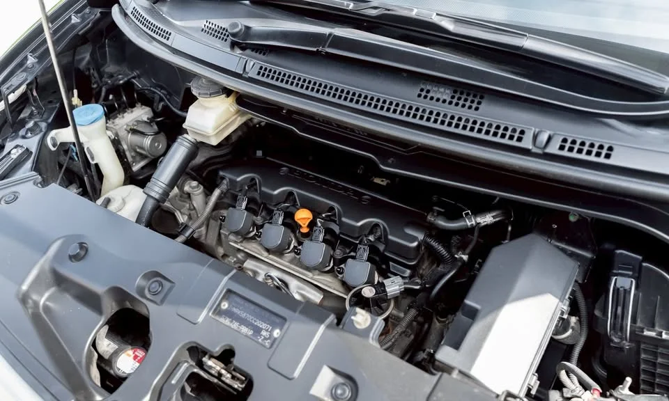 2012 Honda Stepwgn IV 2