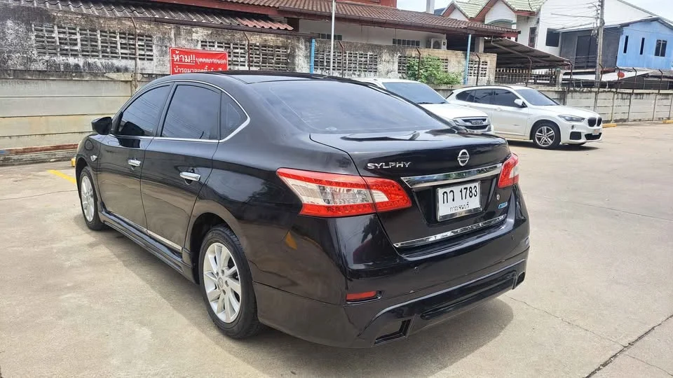 2012 Nissan Sylphy III (B17) 2