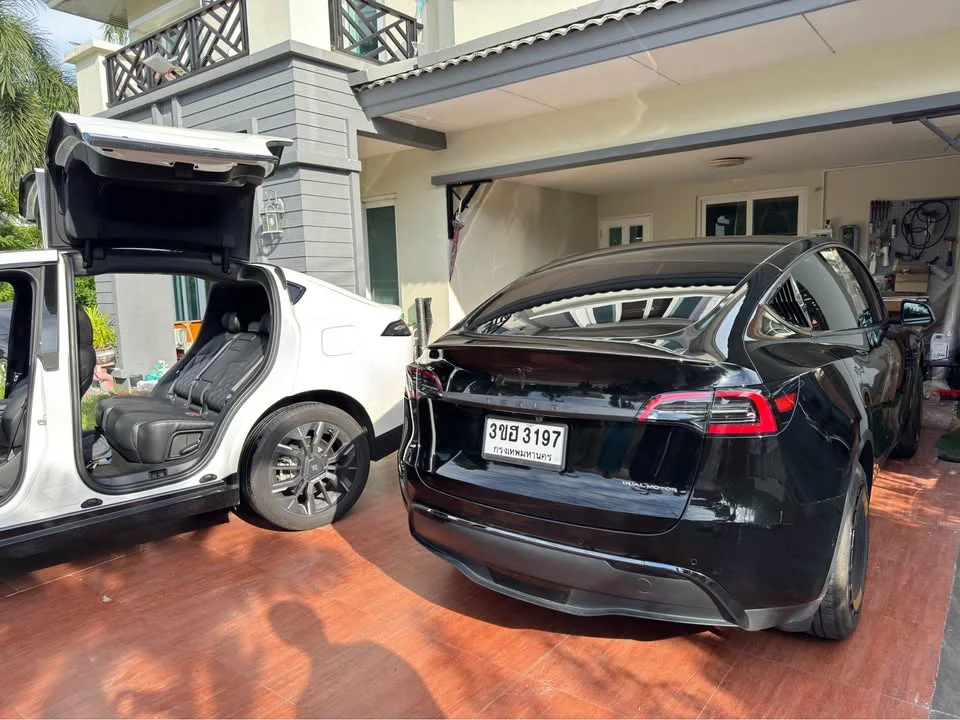 2023 Tesla Model Y 3