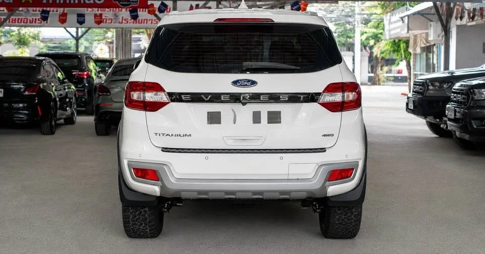 2018 Ford Everest II 2