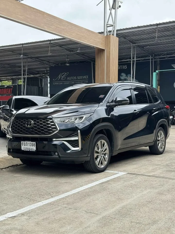 2024 Toyota Innova III 2