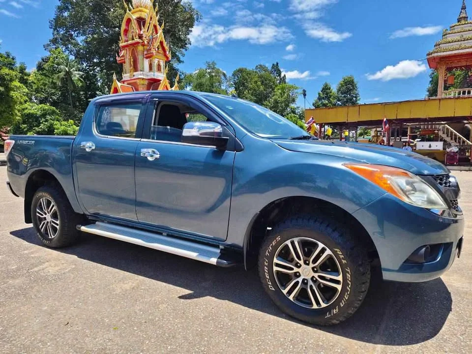 2013 Mazda BT-Series II 3