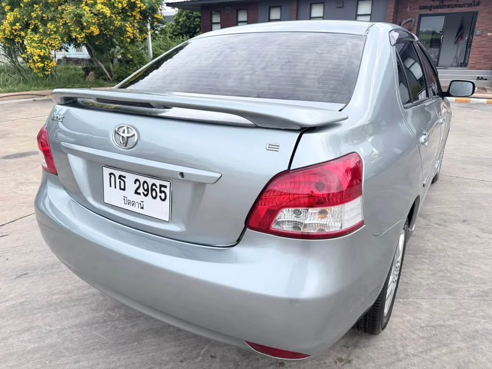 2010 Toyota Vios II 2