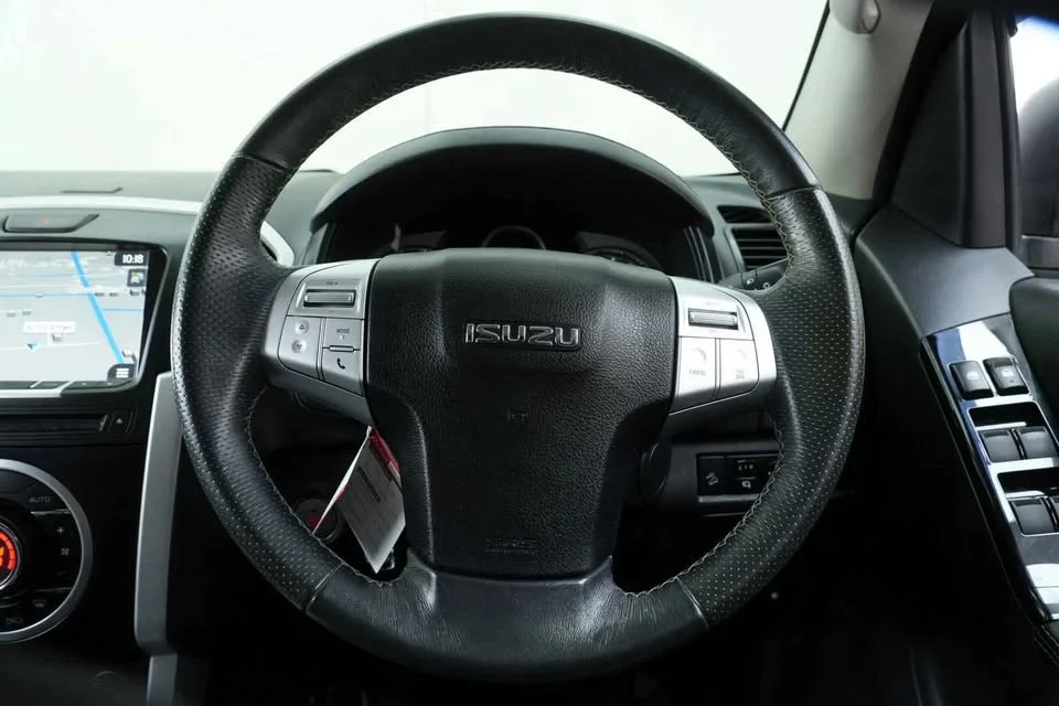 2019 Isuzu MU-X I 3