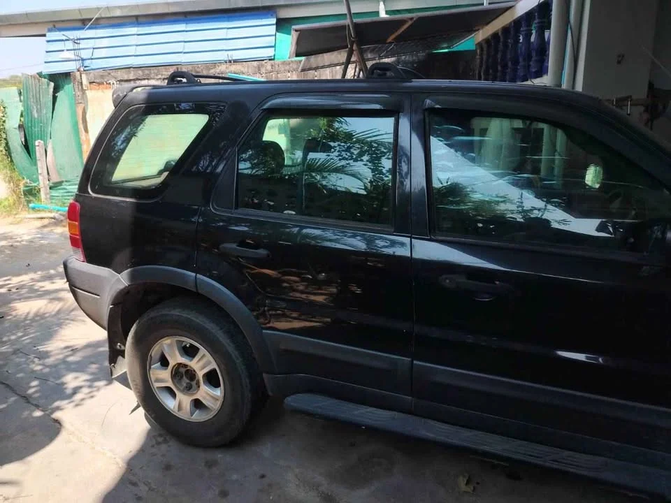 2004 Ford Escape I 2