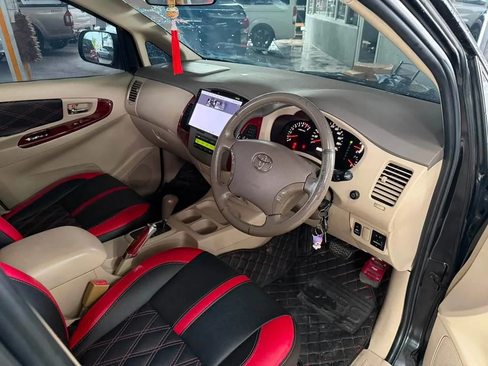 2006 Toyota Innova I 2