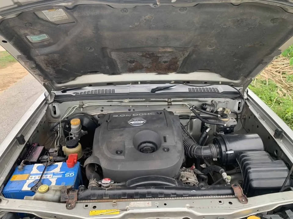 2002 Nissan Frontier I 2