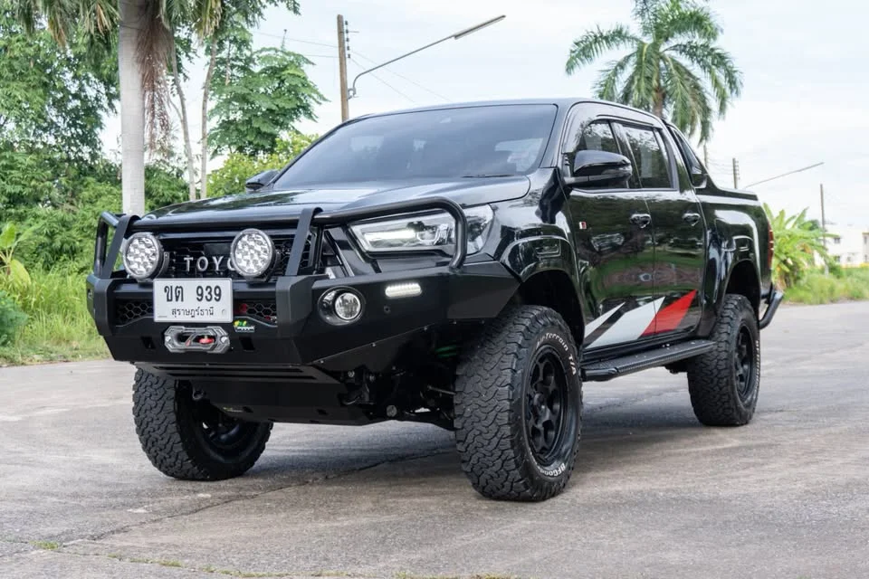 2023 Toyota Hilux VIII 2