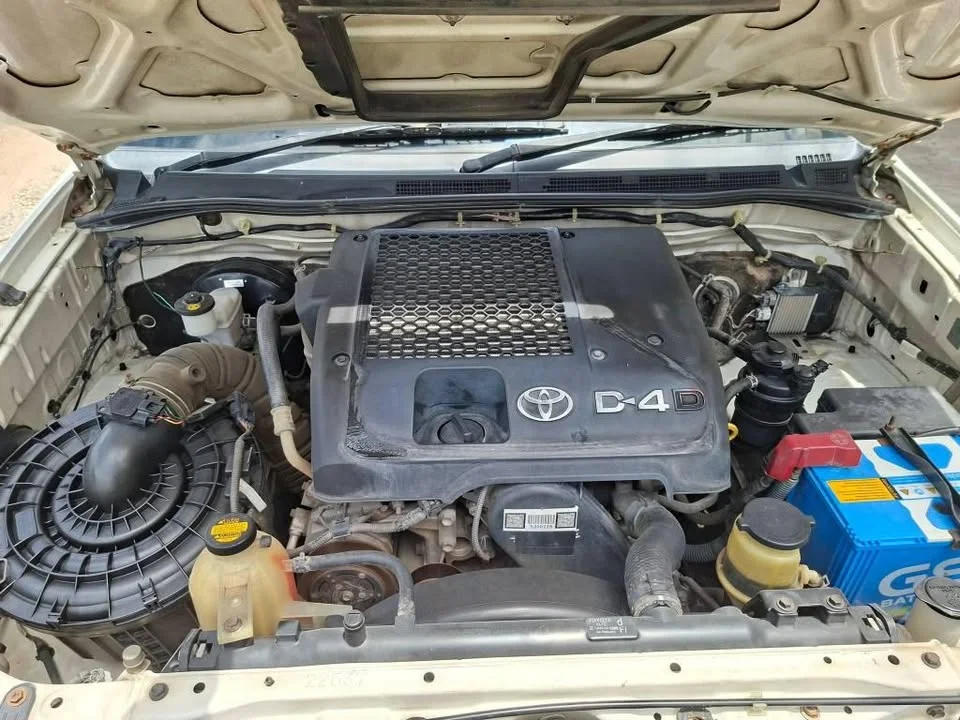 2013 Toyota Hilux VII 3