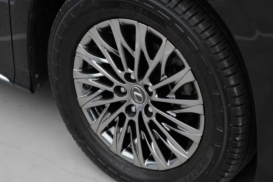2020 Lexus LM I 3