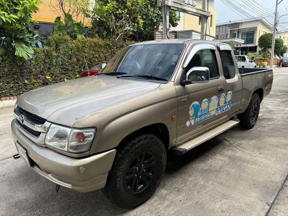 2002 Toyota Hilux Tiger VI 3