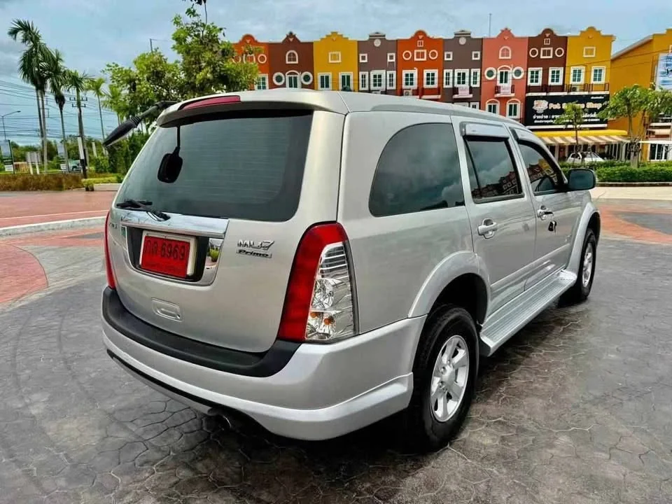 2008 Isuzu MU-7 2