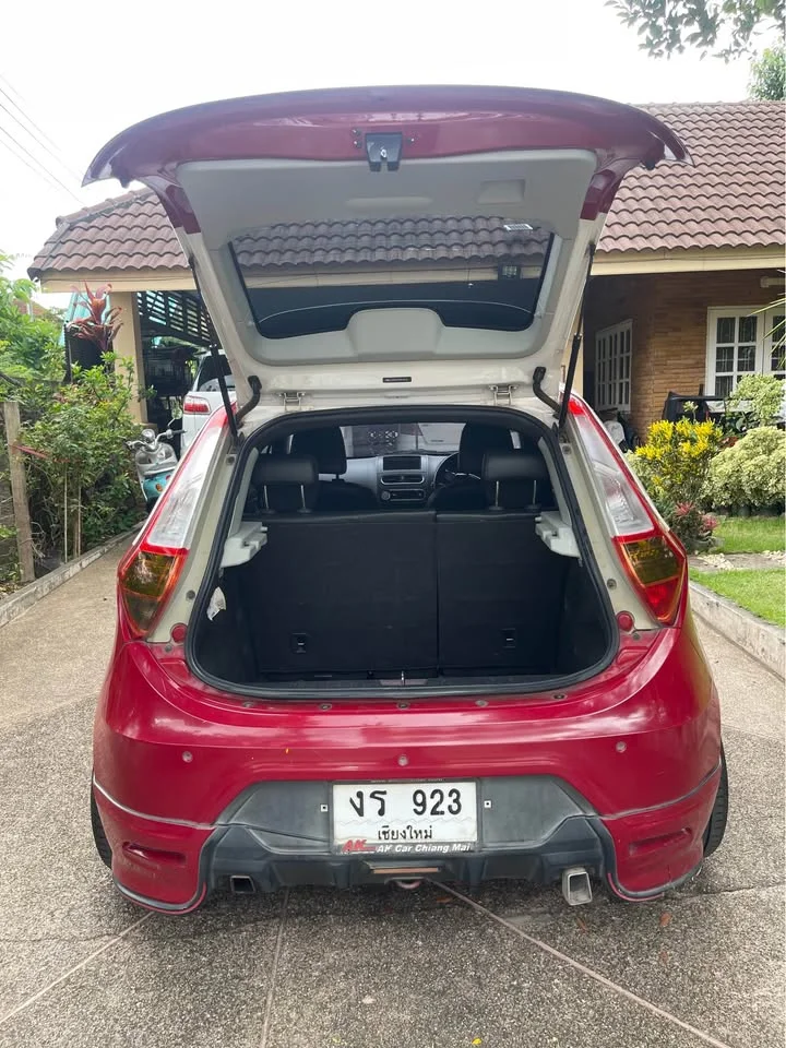 2015 MG 3 II 2