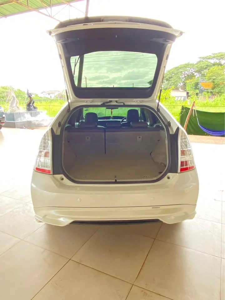 2013 Toyota Prius III 3