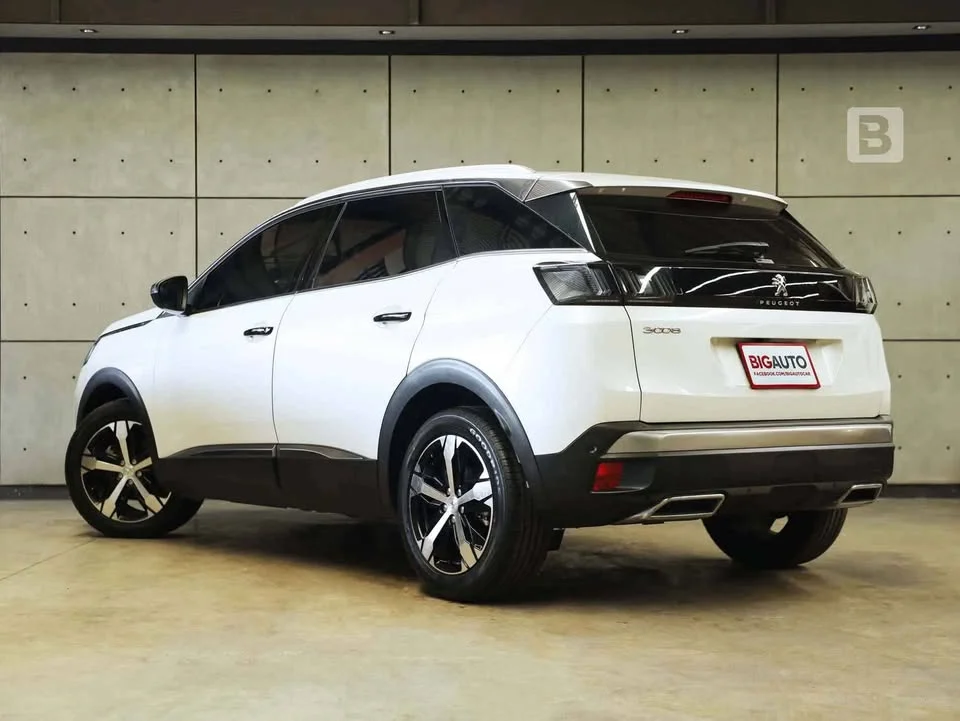 2022 Peugeot 5008 II 3