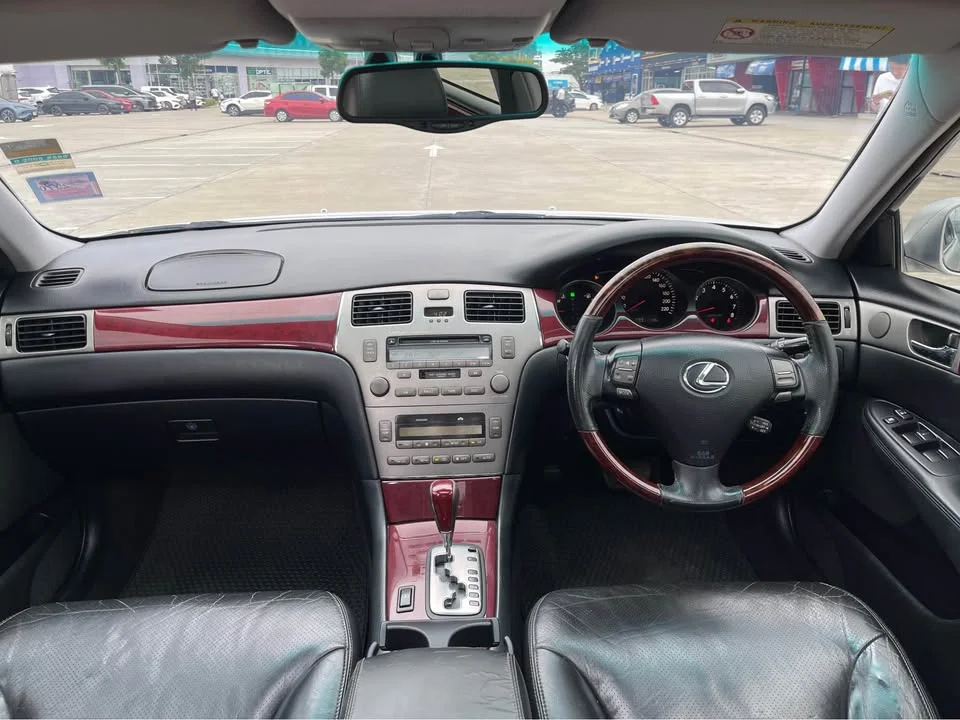 2005 Lexus ES IV 2