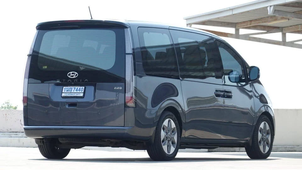 2022 Hyundai Staria US4 2