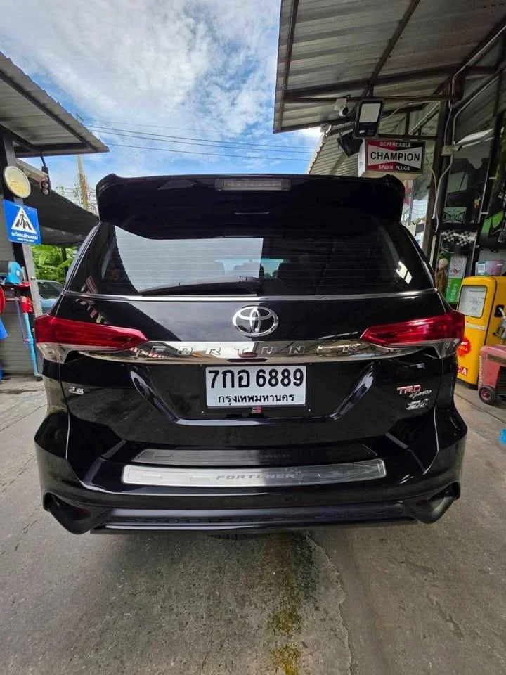 2017 Toyota Fortuner II 3