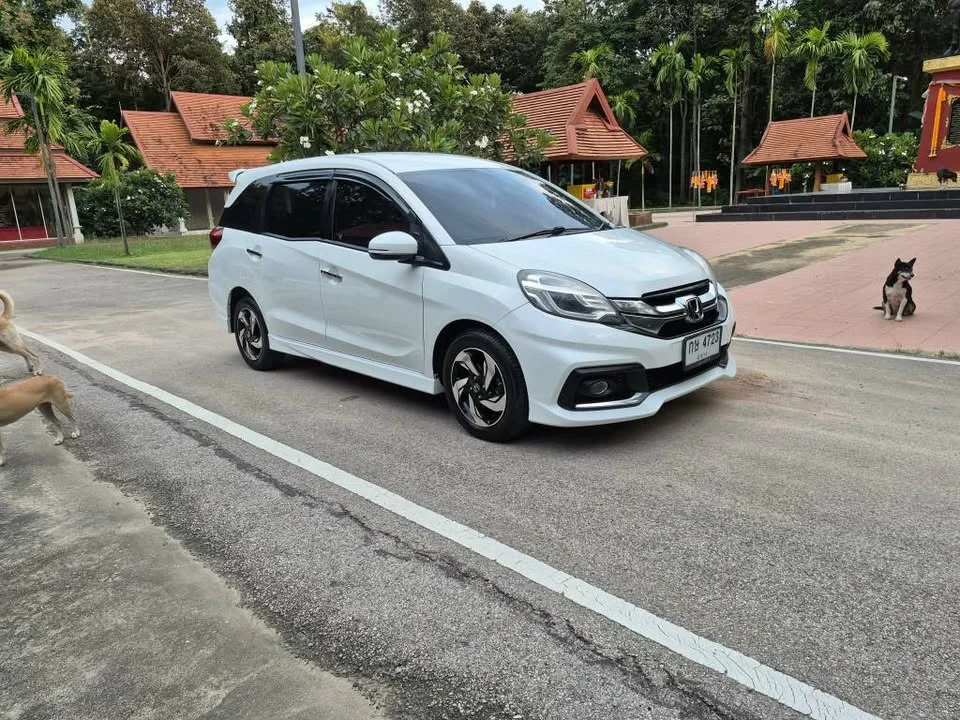 2016 Honda Mobilio II 3