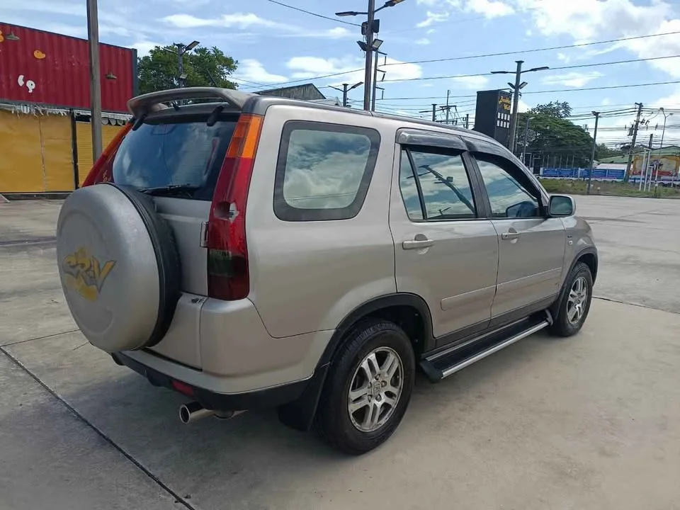 2002 Honda CR-V II 3