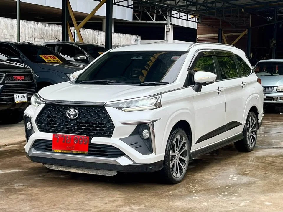 2023 Toyota Veloz III 3