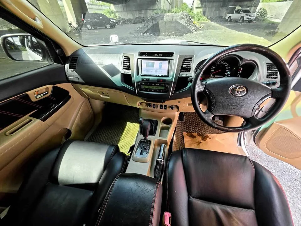 2009 Toyota Fortuner I 2