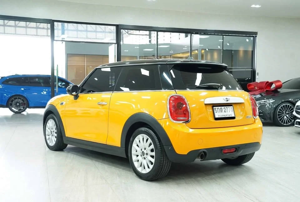 2016 Mini Hatch  III 2