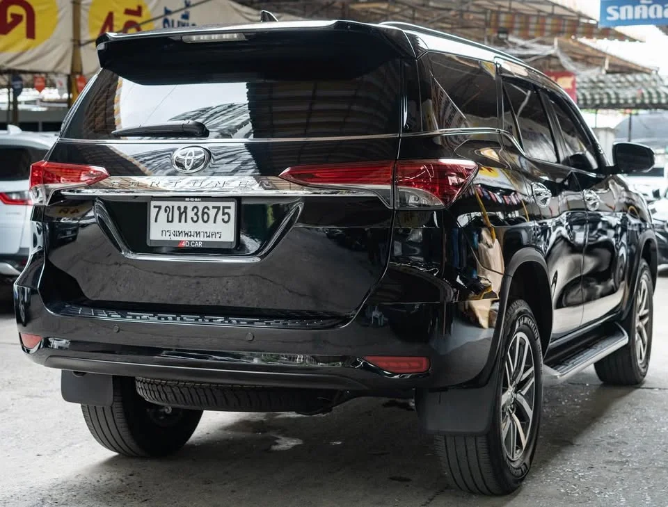 2018 Toyota Fortuner II 2
