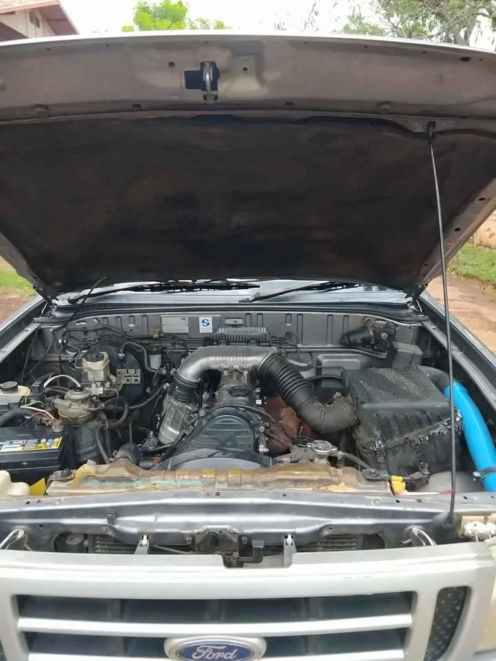 2004 Mazda 2500 Fighter V 3