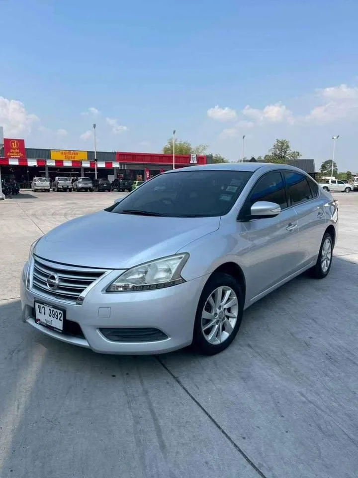 2013 Nissan Sylphy III (B17) 3