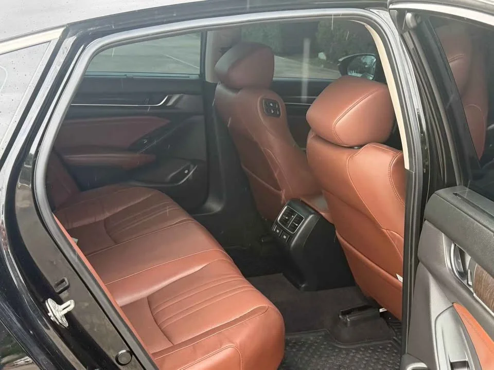 2020 Honda Accord X 2
